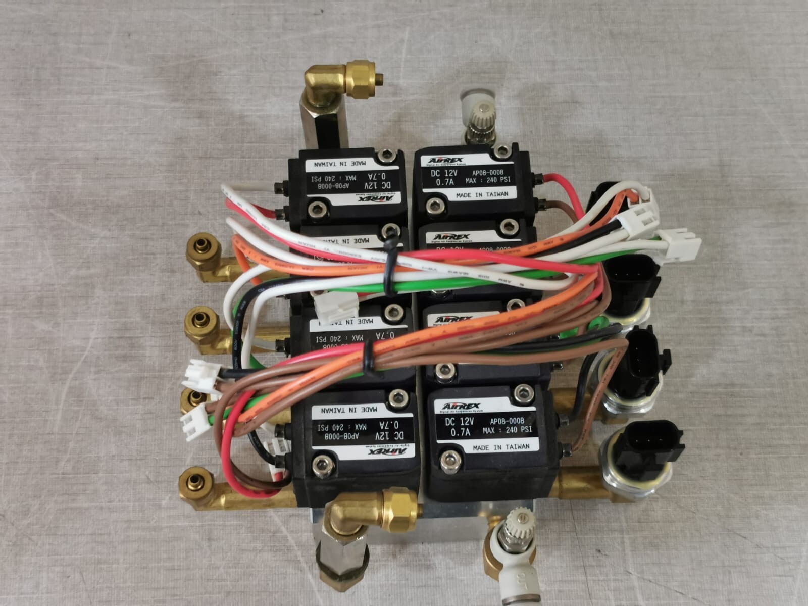 AirREX MAX-240 AirREX AP08-0008, DC 12V, 0.7A, Max: 240 PSI - Without Original Box 10