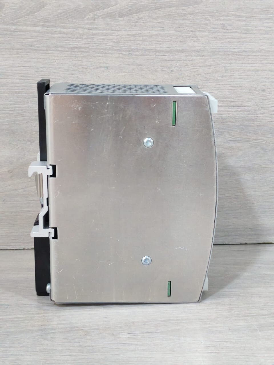 ABB DC-24 ABB SS822 3BSC610042R1 DUAL REDUNDANCY MODULE DC 24-28V.0 8