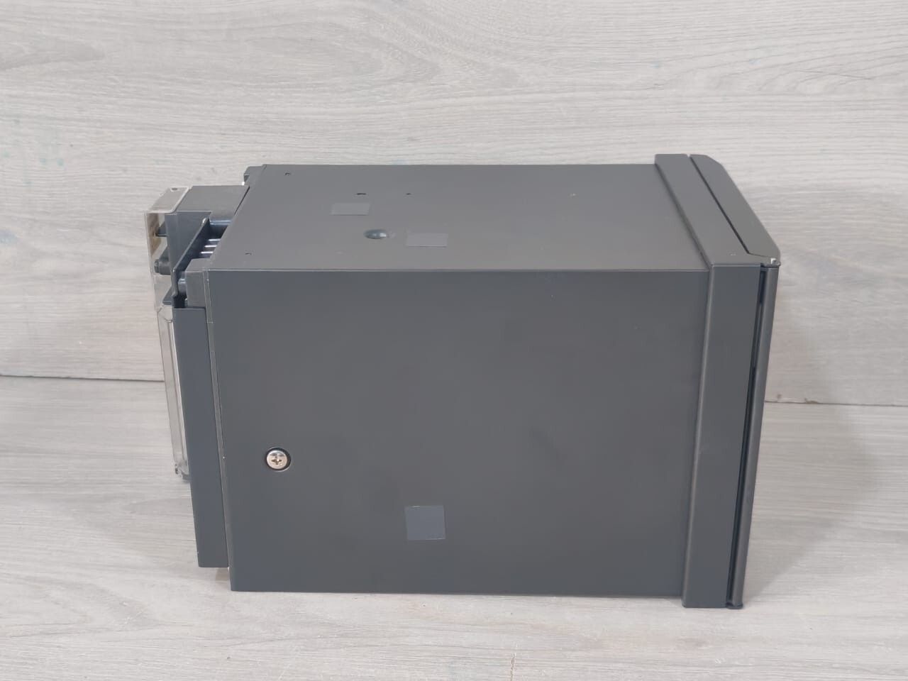 Yokogawa UR1000 YOKOGAWA UR1000 DIGITAL CHART RECORDER 436004 4