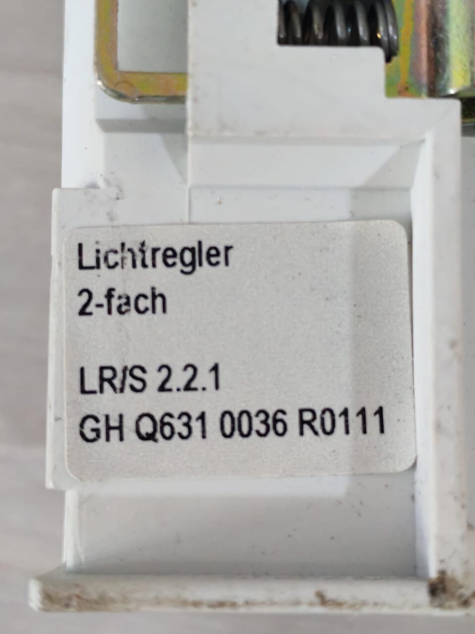 ABB GH-Q631-0036 ABB LR/S 2.2.1 GH Q631 0036 R0111 LIGHT CONTROLLER 230VAC 7