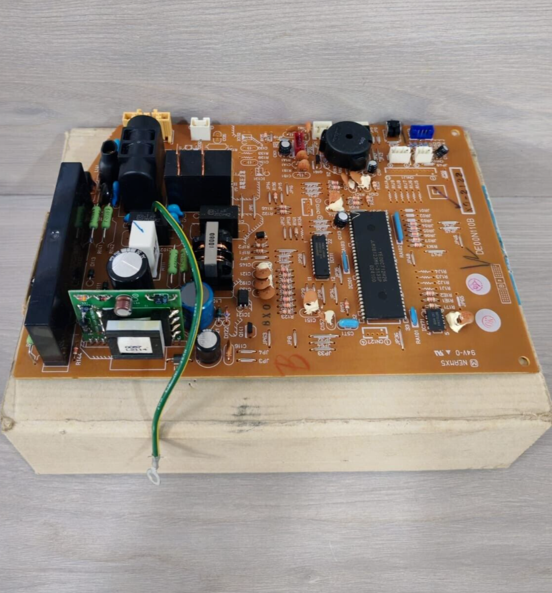 Mitsubishi DE00N110B Mitsubishi computer circuit board DE00N110B SE76A628G03 8