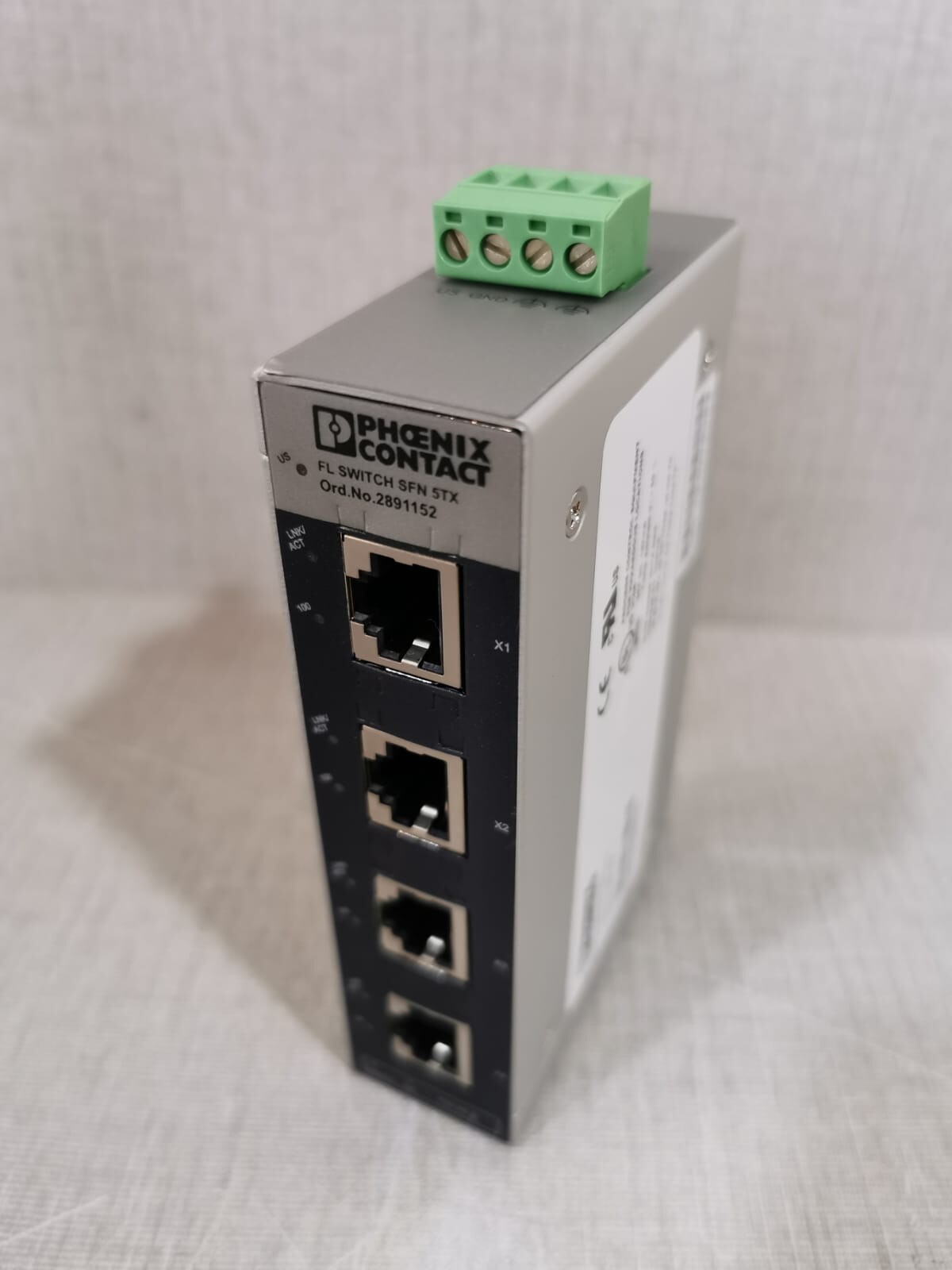 Phoenix Contact FL-SWITCH-SFN-5TX Phoenix Contact FL Switch SFN 5TX Industrial Ethernet Switch 5