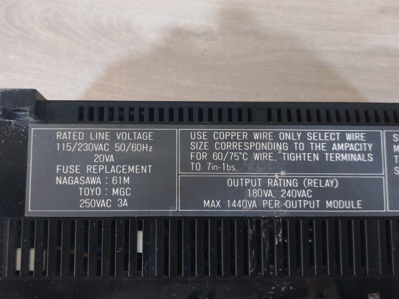Eaton D100A EATON CUTLER-HAMMER D100A CONTROLLER D100CR20A 10