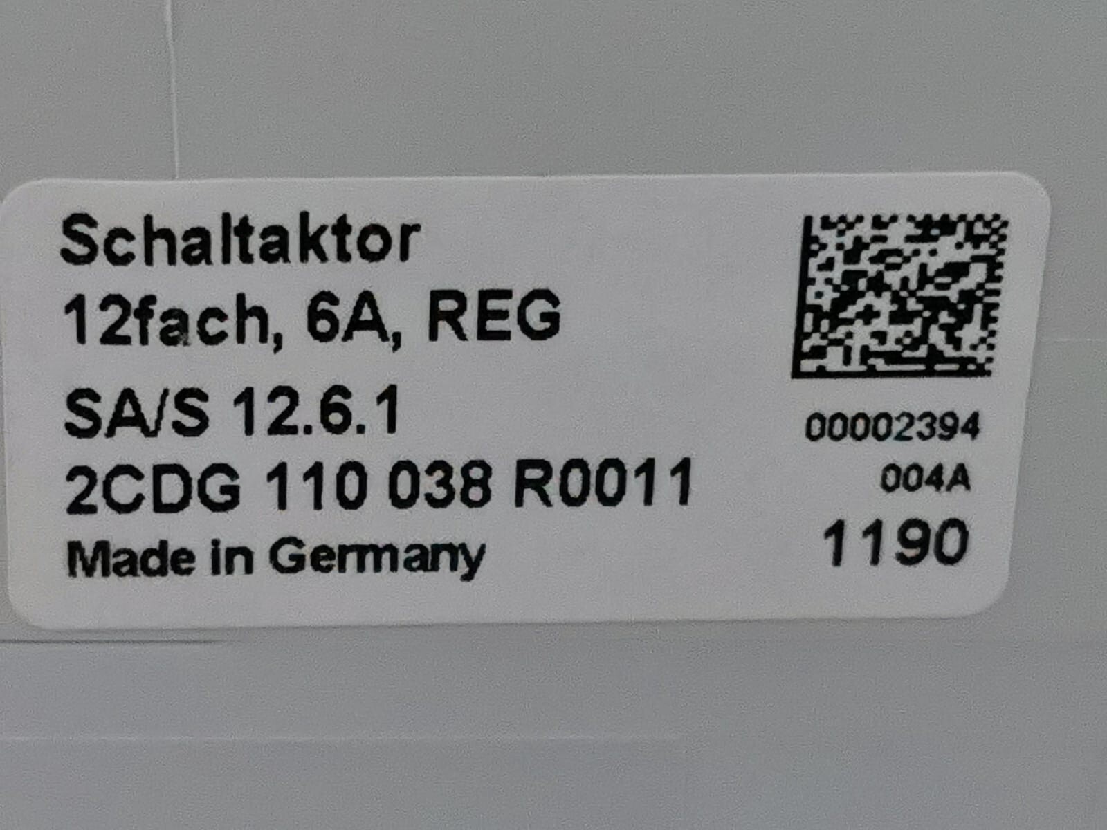 ABB R0011 ABB SA/S 12.6.1 Switch Actuator 2CDG 110 038 R0011 5