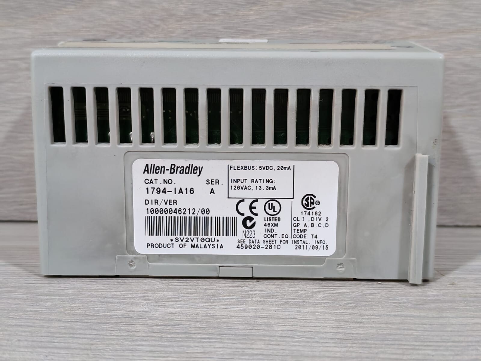 Rockwell Automation 1794-IA16 ALLEN-BRADLEY 1794-IA16 &1794-TB3 SER.A Flex I/O 120 VAC INPUT 9
