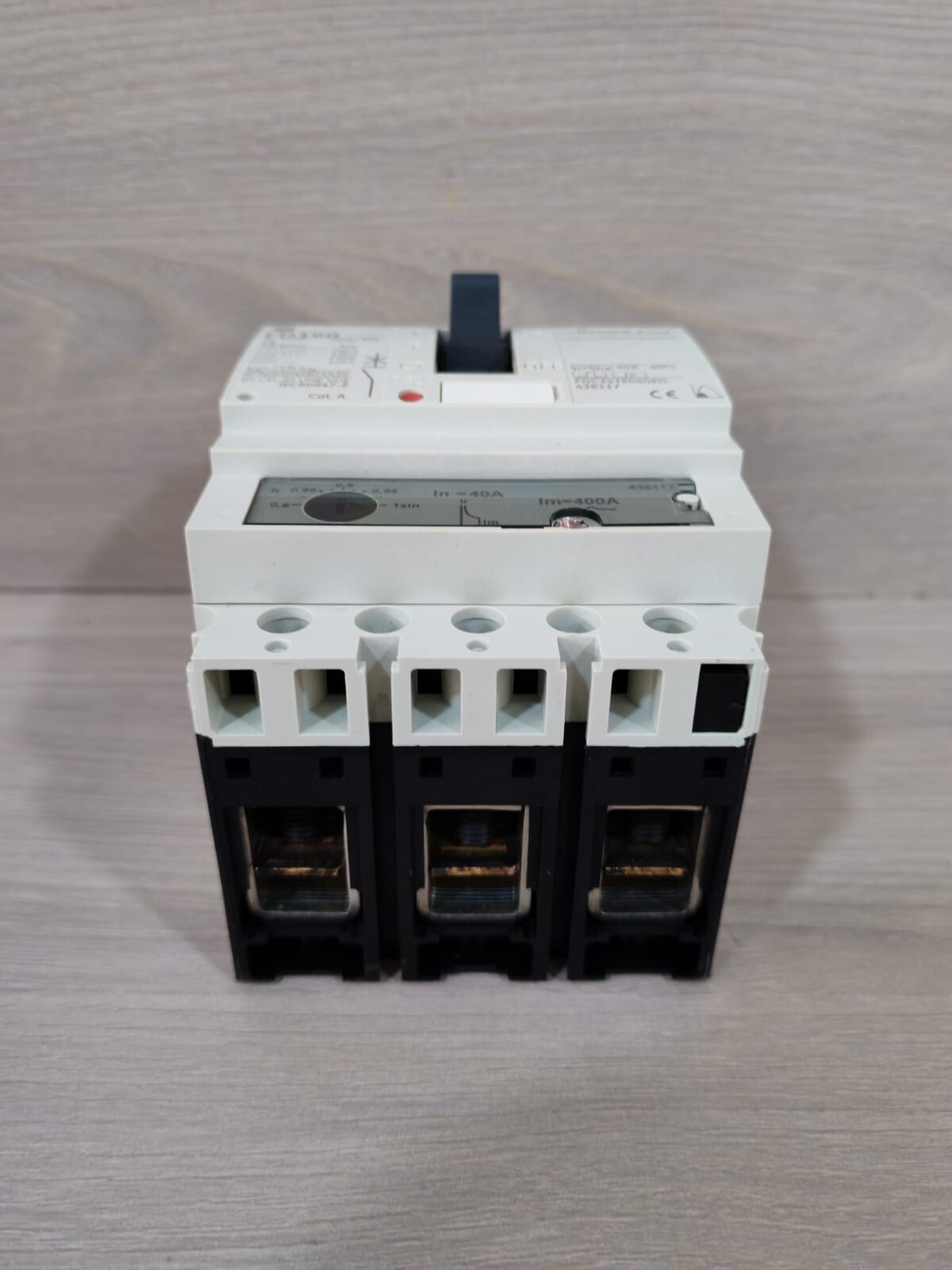 GE FD160 GE FD160 Record Plus Circuit Breaker FDC35TE040ED 6
