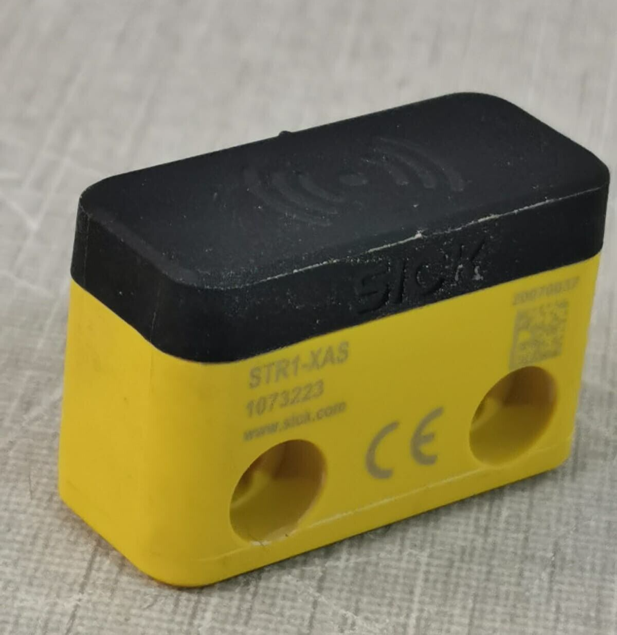 SICK 1073223 SICK STR1-XAS Safety Switch 1073223 5