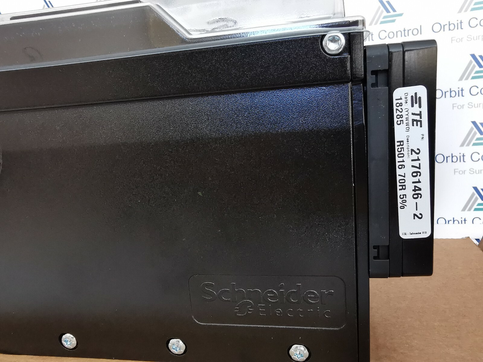 Schneider Electric MOTOR-3600 Lexium BMI Schneider Electric BMI1003P06F 2.2 kW Servo Motor, 3600 rpm 5