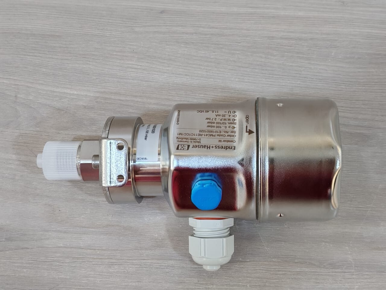 Endress+Hauser PMC41-RE11C1CC1M1 Endress+Hauser PMC41-RE11C1CC1M1 E1017f01020 0-100mBAR PRESSURE TRANSMITTER 3