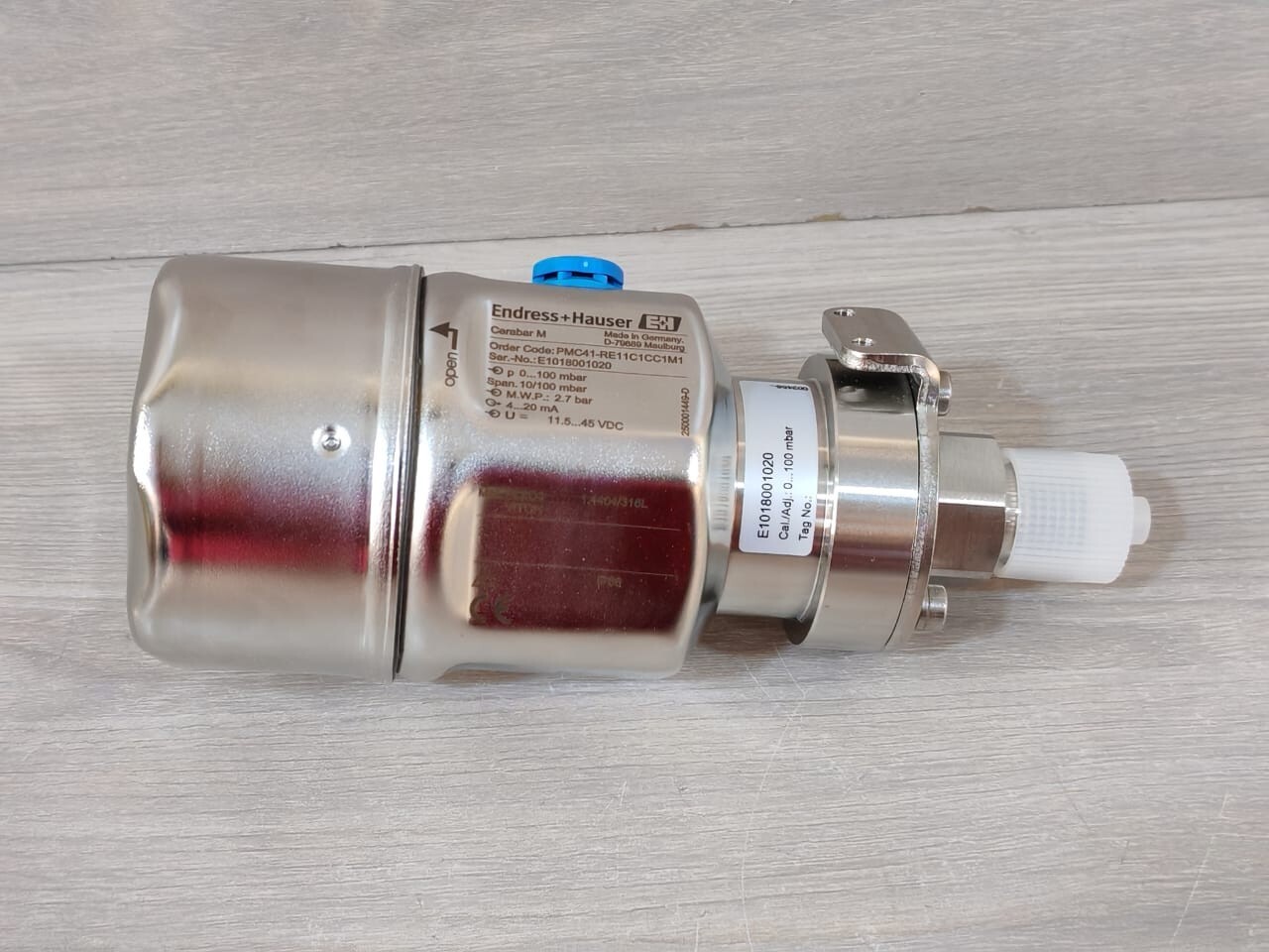 Endress+Hauser PMC41-RE11C1CC1M1 Endress+Hauser PMC41-RE11C1CC1M1 E1017f01020 0-100mBAR PRESSURE TRANSMITTER 5