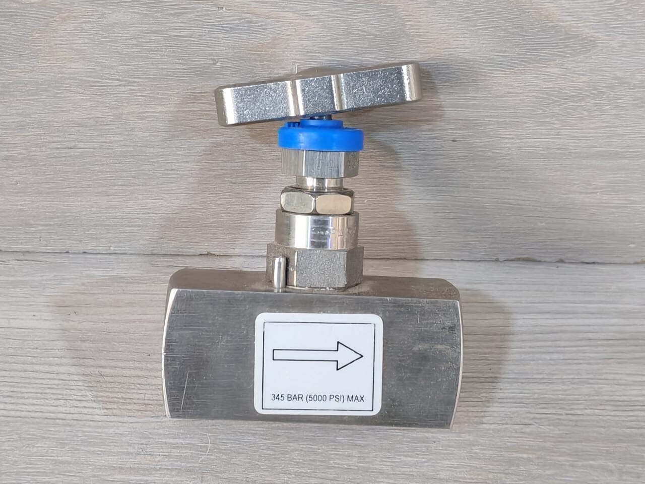 Parker HNVM8FF PARKER HNVM8FF BAR STOCK NEEDLE VALVE MONEL 4