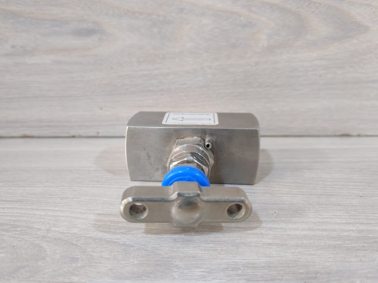 Parker HNVM8FF PARKER HNVM8FF BAR STOCK NEEDLE VALVE MONEL 7