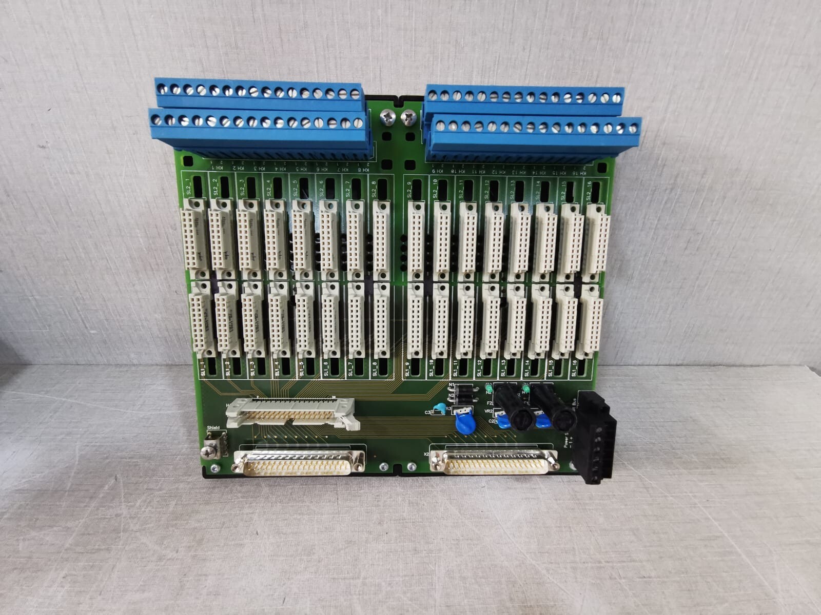 Pepperl+Fuchs HICTB16-HON-SD37-PL Pepperl+Fuchs HICTB16-HON-SD37-PL TERMINATION BOARD P/n: 195056 - w/ Broken Clip 3