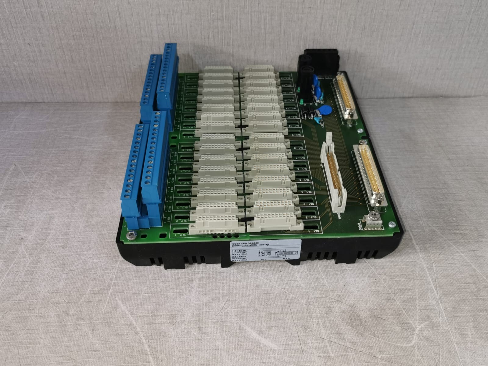 Pepperl+Fuchs HICTB16-HON-SD37-PL Pepperl+Fuchs HICTB16-HON-SD37-PL TERMINATION BOARD P/n: 195056 - w/ Broken Clip 7
