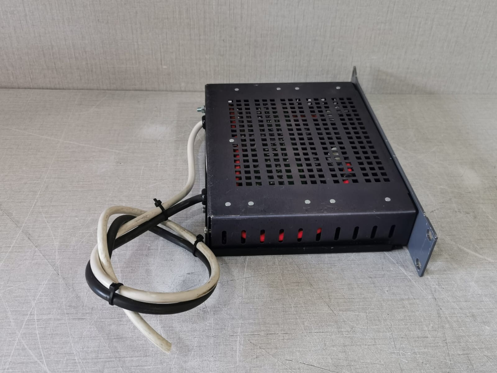 ZELLWEGER UNIT-05701 ZELLWEGER POWER SUPPLY UNIT 05701-A-0406 7
