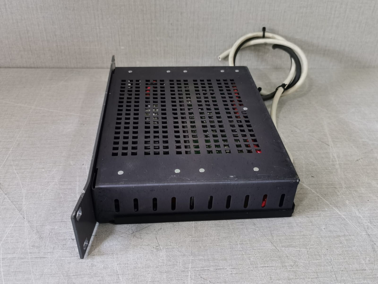 ZELLWEGER UNIT-05701 ZELLWEGER POWER SUPPLY UNIT 05701-A-0406 10