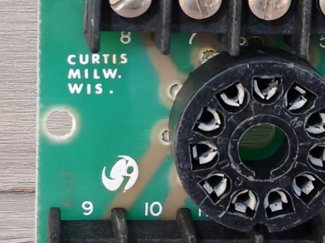 Curtis RS11 CURTIS MILW WIS RS11 Relay 10A 250V 2