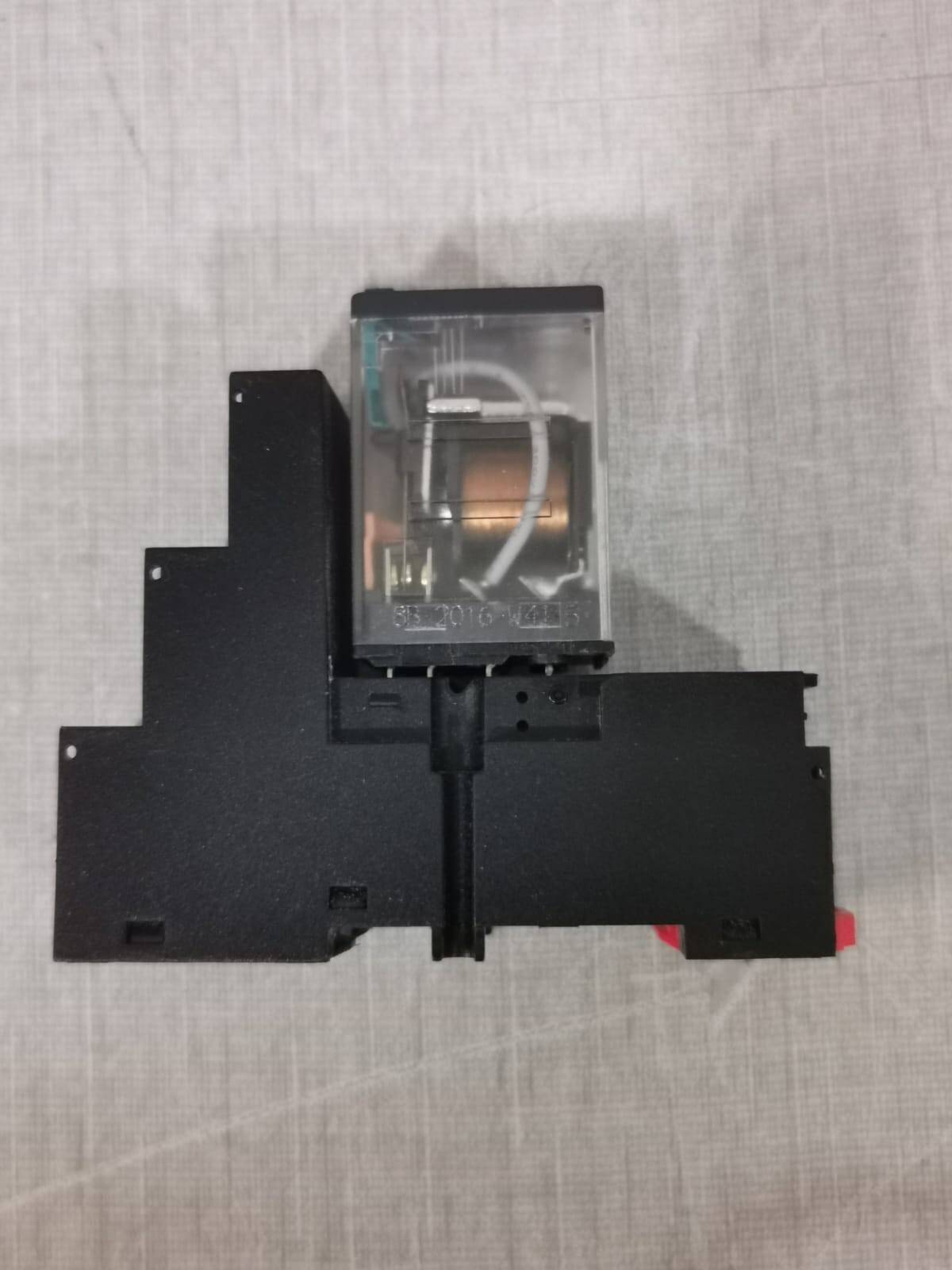 Schneider Electric RXM2AB1BD-&-RXZE2S108M Schneider Electric RXM2AB1BD & RXZE2S108M Relay Socket 6