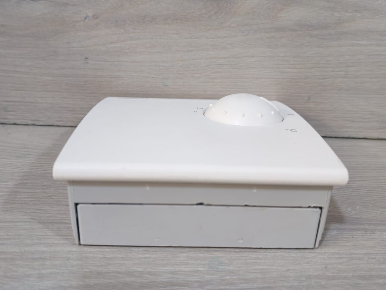 Siemens QAA26 Siemens QAA26 Room Temperature Sensor 7