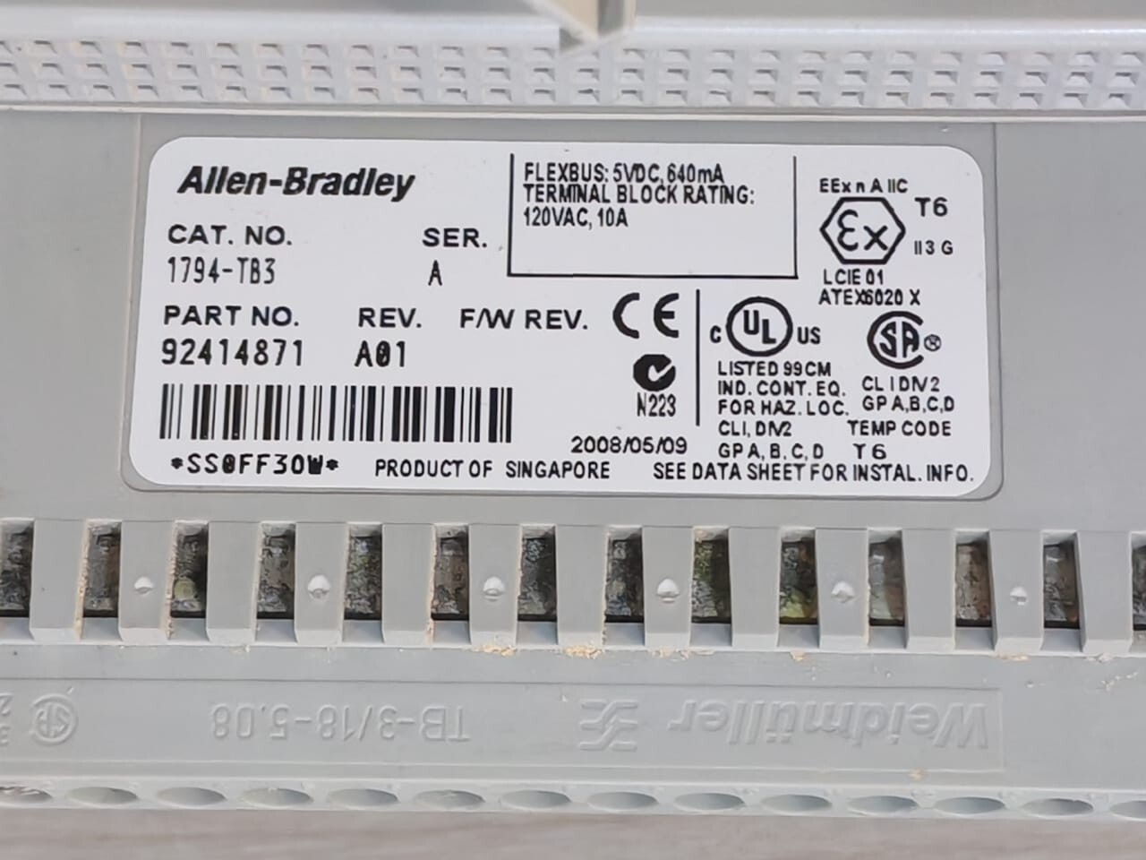 Rockwell Automation 1794-IB32 Allen-Bradley 1794-IB32 Ser.A 97284671 Rev.A01 W/ 1794-TB3 Ser.A 92414871 Base 5