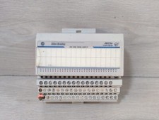 Allen-Bradley 1794-IB32 Ser.A 97284671 Rev.A01 W/ 1794-TB3 Ser.A 92414871 Base