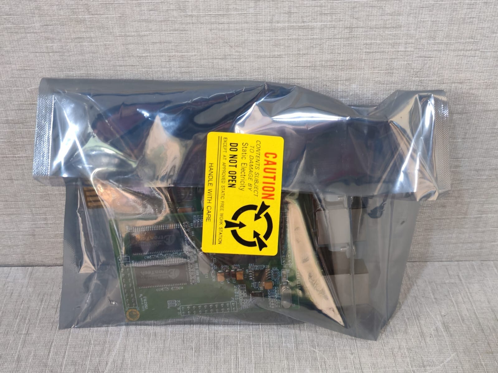 GE 1-PH GE 1024747 1-PH SNMP/WEB PLUG-IN ADAPTER 3