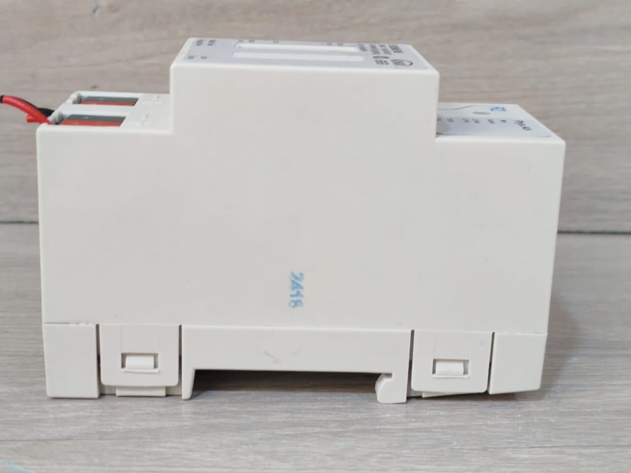Siemens 5WG1 140-1AB13 SIEMENS GAMMA 5WG1 140-1AB13 INSTABUS LINE COUPLER 9