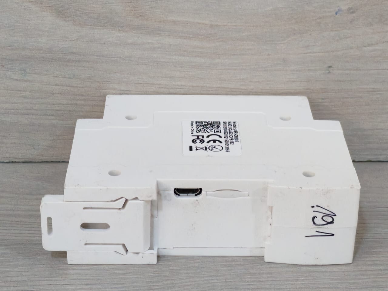 USR USR-DR302 USR-DR302 Din-Rail Modbus RS485 Serial Port to Ethernet Converter 8