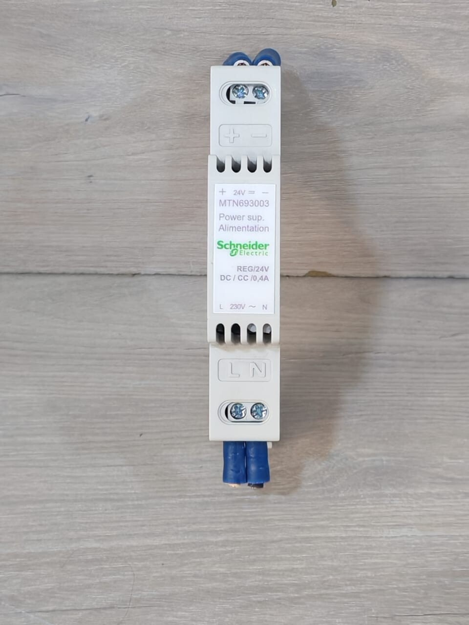 Schneider Electric MTN693003 Power Supply Reg/24V DC/ CC / 0.4A