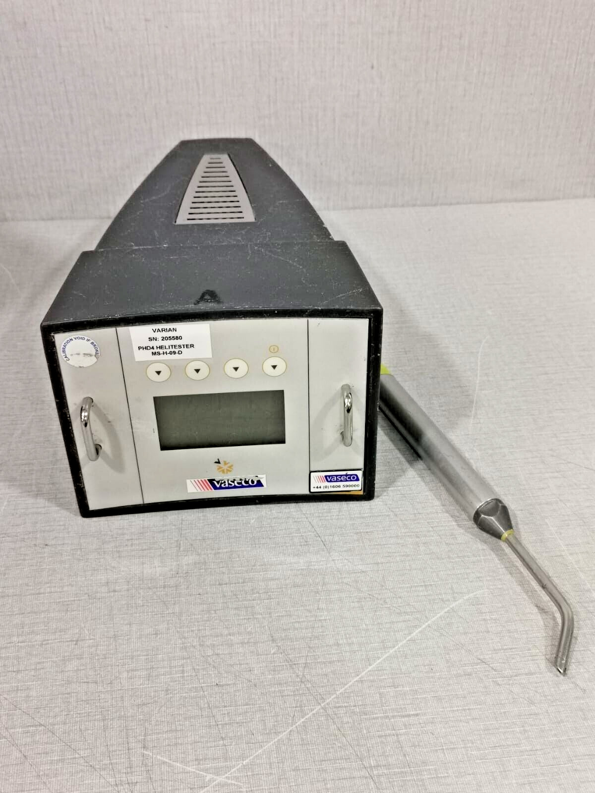 Varian PHD-4 Varian PHD-4 Portable Helium Leak Detector with Case Box 7