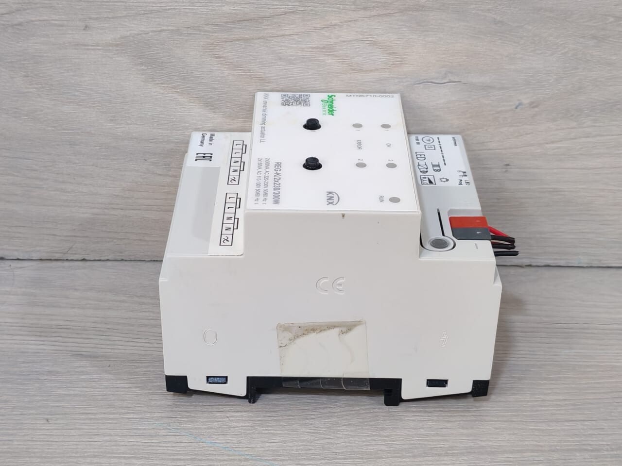 Schneider Electric MTN6710-0002 Schneider Electric MTN6710-0002 Knx Universal Dimming Actuator 5