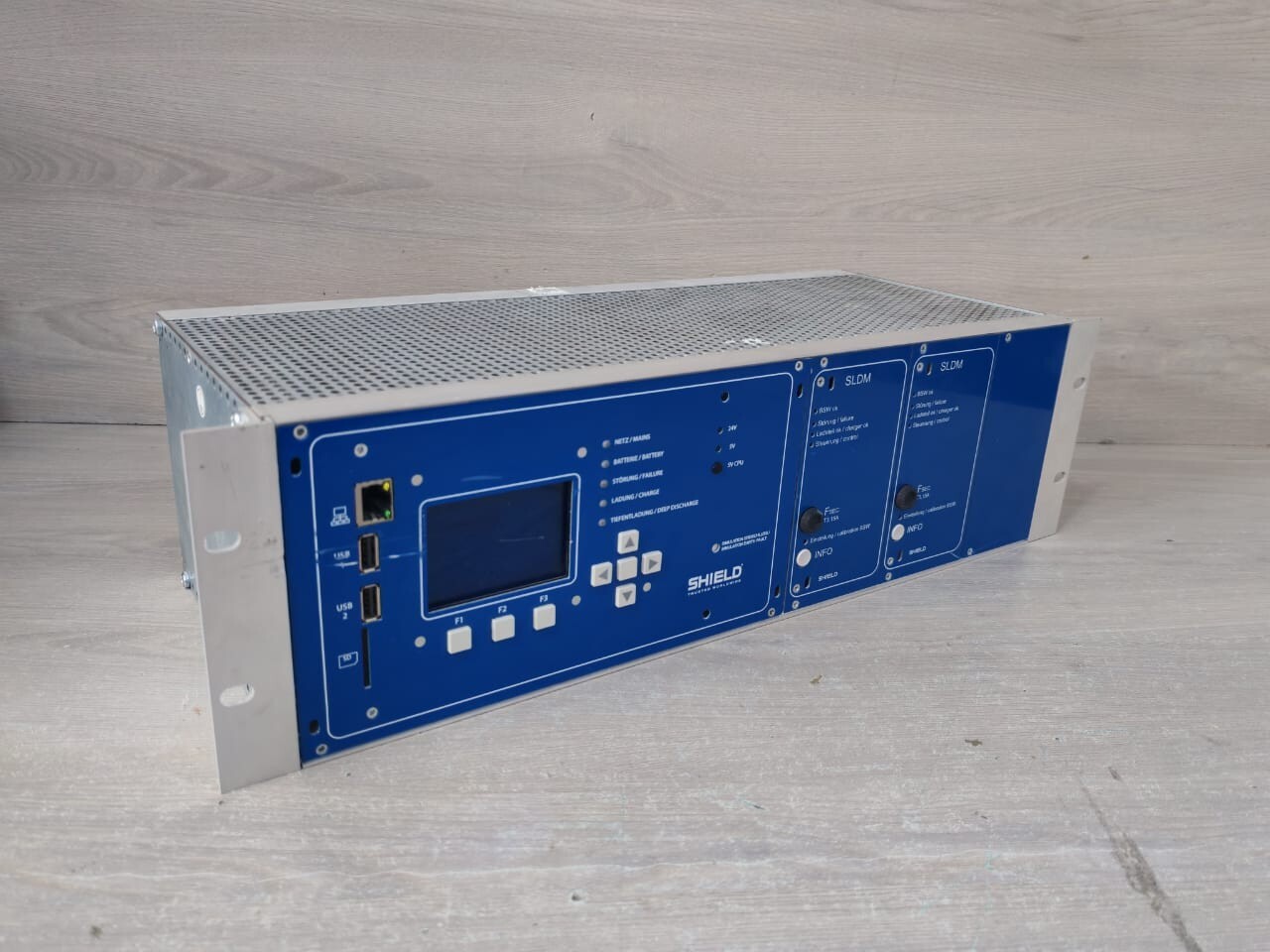 SHIELD TRUSTED WORLDWID SLDM SHIELD TRUSTED WORLDWIDE SLDM CONTROL PANEL 7