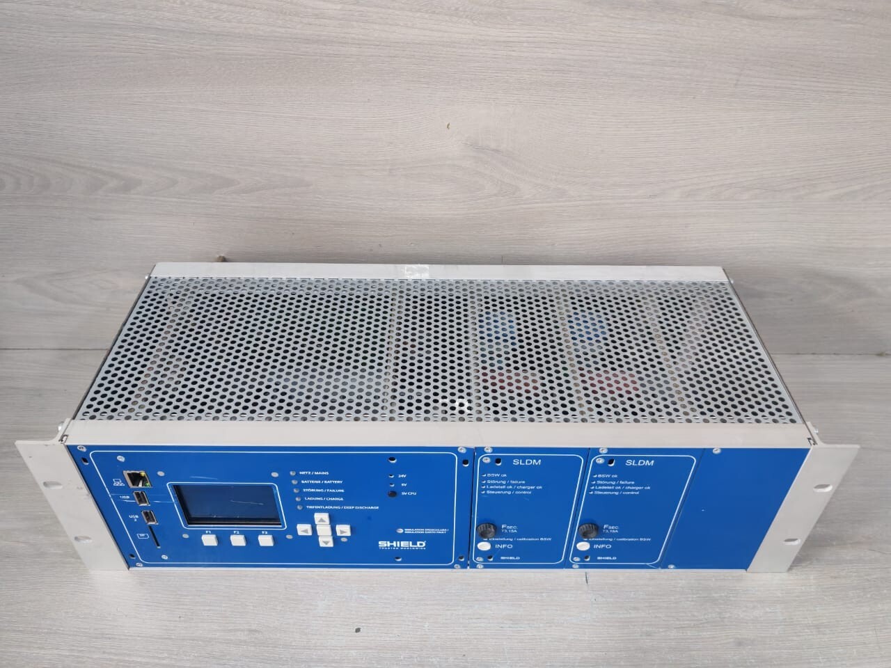 SHIELD TRUSTED WORLDWID SLDM SHIELD TRUSTED WORLDWIDE SLDM CONTROL PANEL 9
