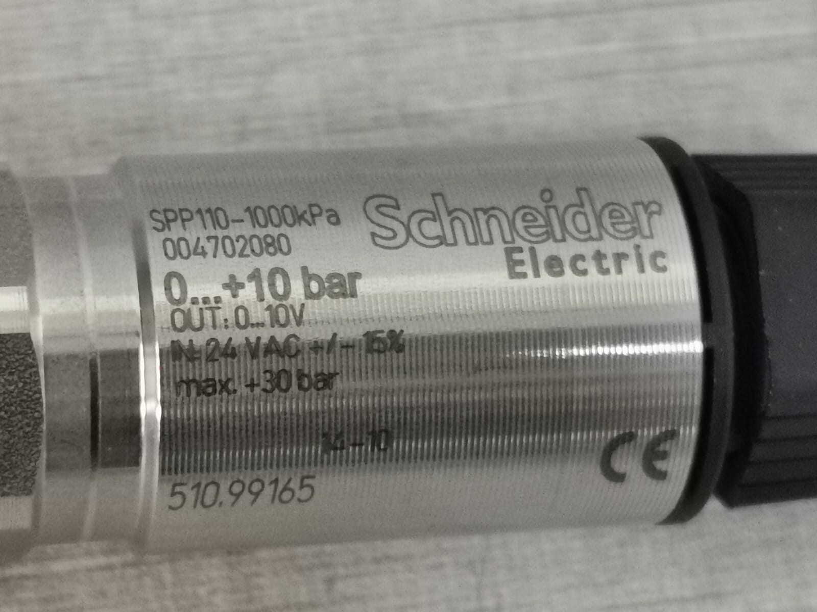 Schneider Electric 004702080 Schneider Electric SPP110-1000kPa Sensor Press Wet 004702080 4