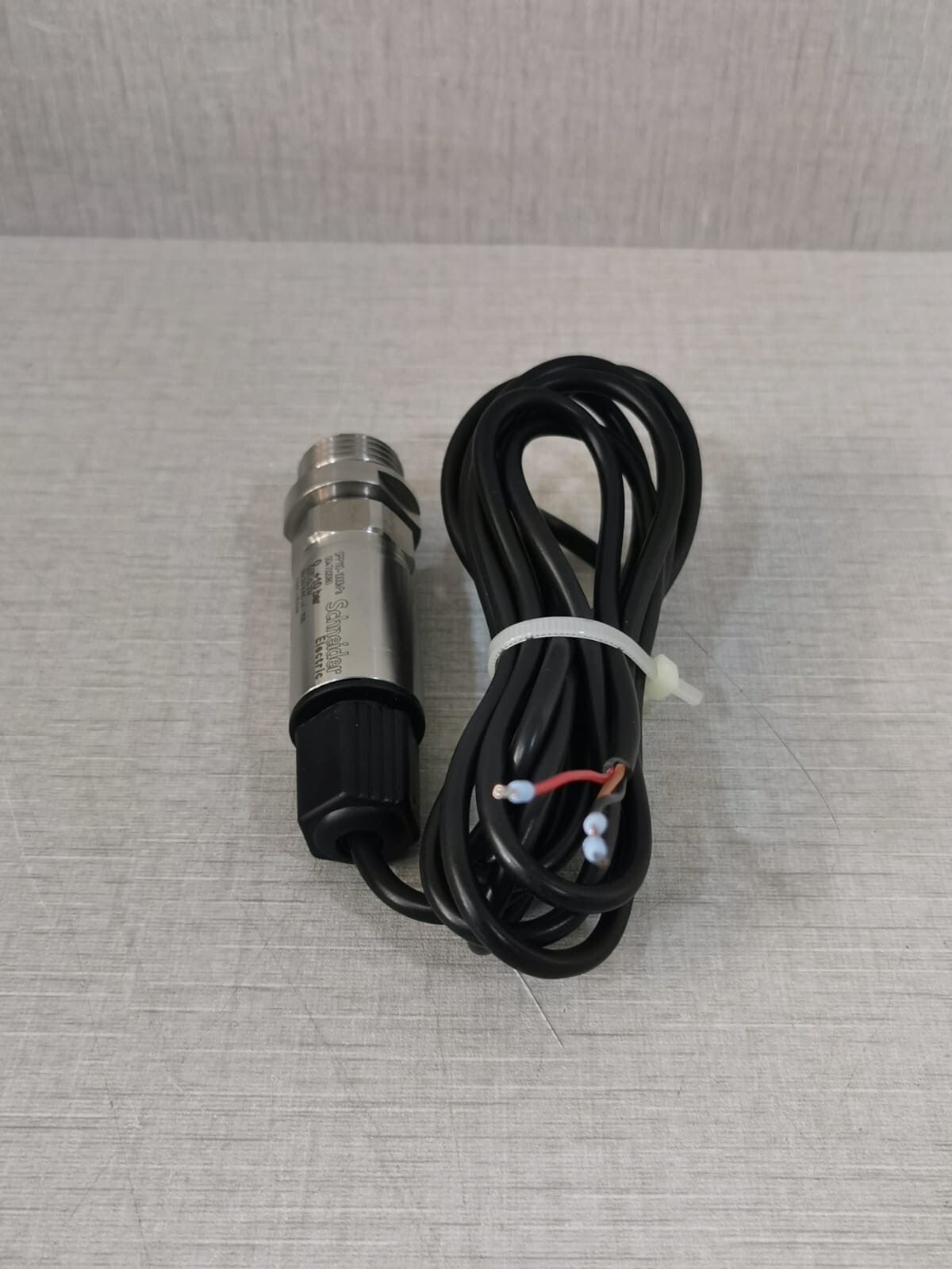 Schneider Electric 004702080 Schneider Electric SPP110-1000kPa Sensor Press Wet 004702080 9