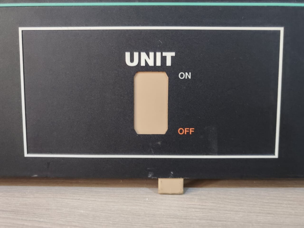 YORK YK-024-26108-000 REV B YORK YK-024-26108-000 REV B MILLENNIUM RECIP CHILLER KEYPAD CONTROL DISPLAY 7