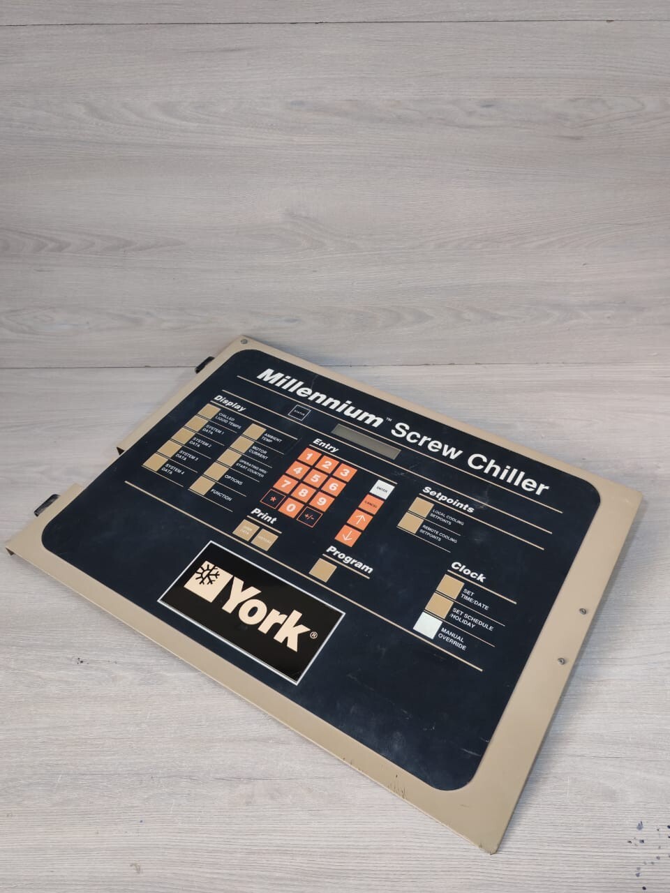 YORK YK-024-30910-000 YORK YK-024-30910-000 MILLENNIUM SCREW CHILLER MICRO PANEL KEYPAD 3