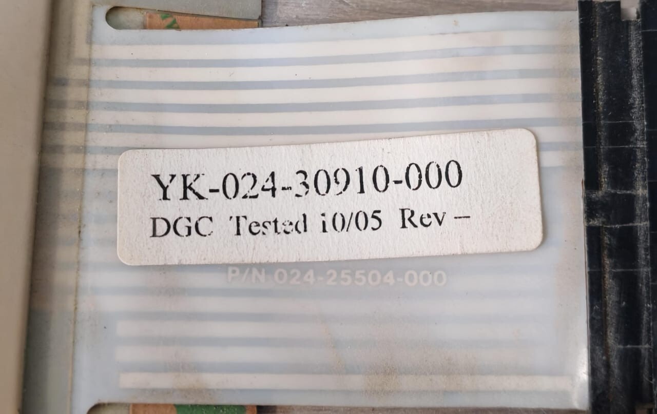 YORK YK-024-30910-000 YORK YK-024-30910-000 MILLENNIUM SCREW CHILLER MICRO PANEL KEYPAD 8