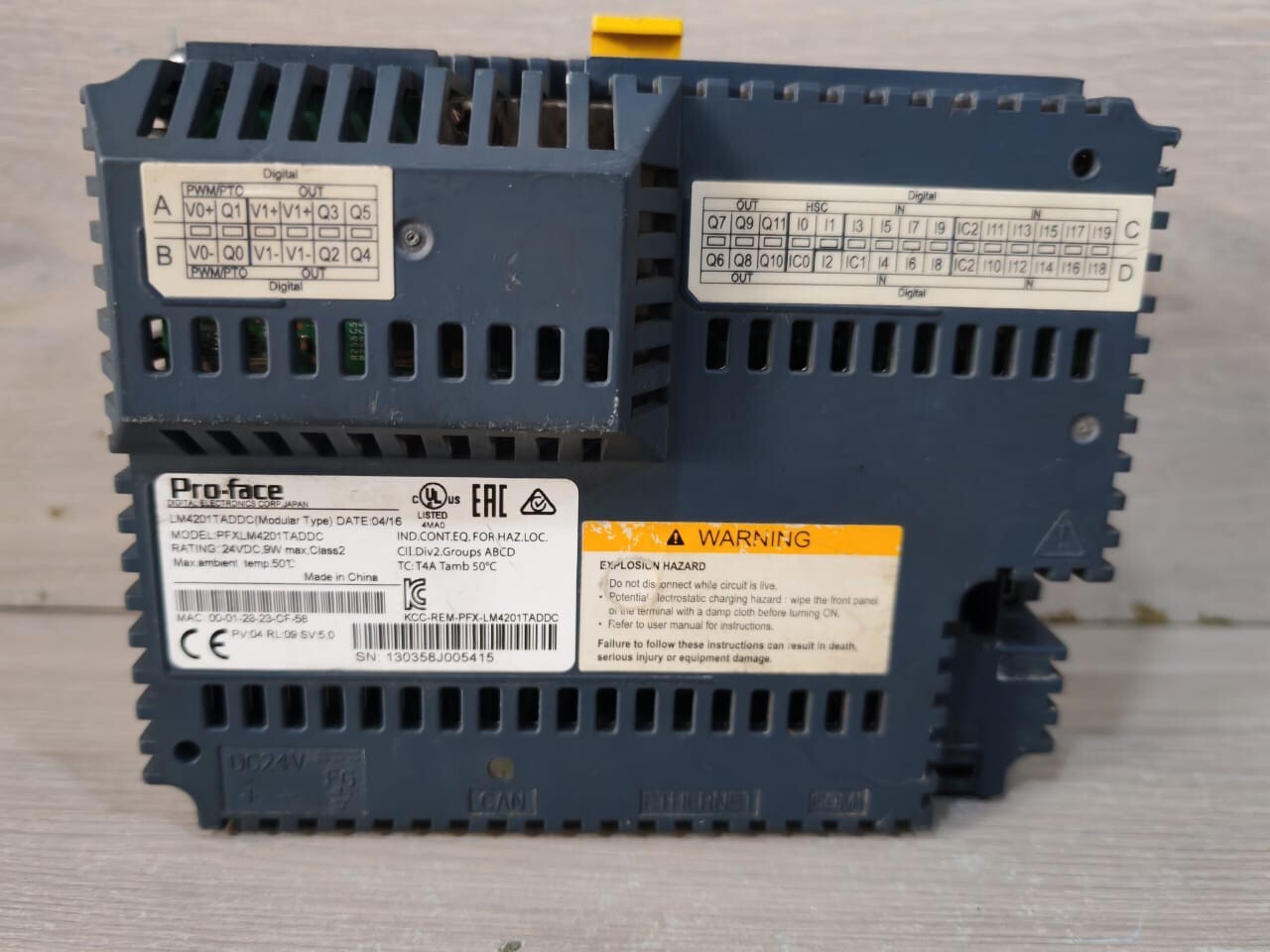 PROFACE PFXLM4201TADDC PRO-FACE PFXLM4201TADDC HMI CONTROL UNIT LM4201TADDC PV:04 RL:09 SV:5.0 6