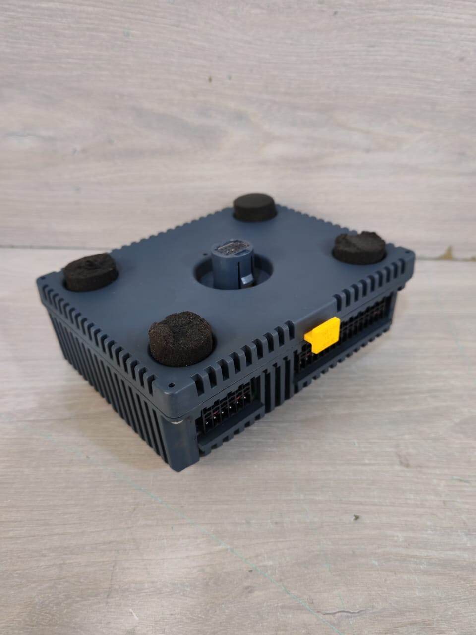PROFACE PFXLM4201TADDC PRO-FACE PFXLM4201TADDC LM4201TADDC PV:03 RL:07 SV: 4.0 WITHOUT SCREEN 7