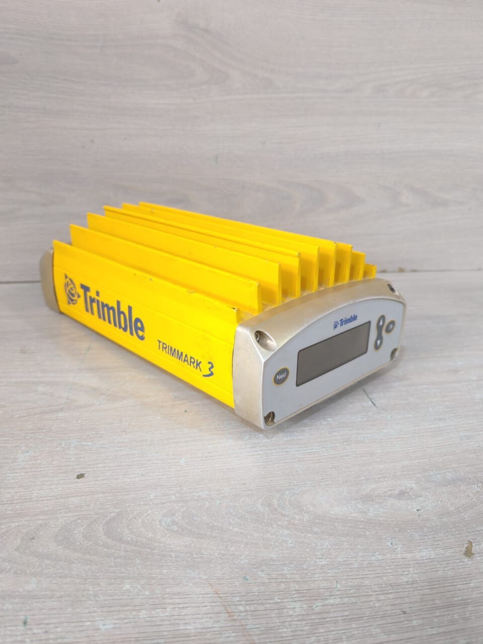 Trimble 38550-46 TRIMBLE TRIMMARK 3 GPS RADIO MODEM PN: 38550-46 / 450-460 MHZ 6