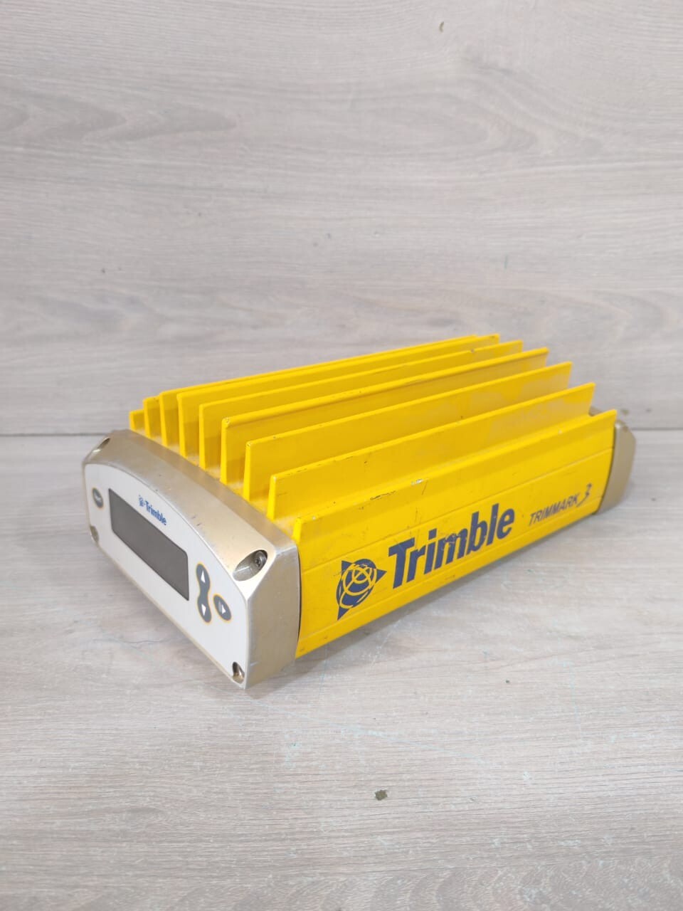Trimble 38550-46 TRIMBLE TRIMMARK 3 GPS RADIO MODEM PN: 38550-46 / 450-460 MHZ 7