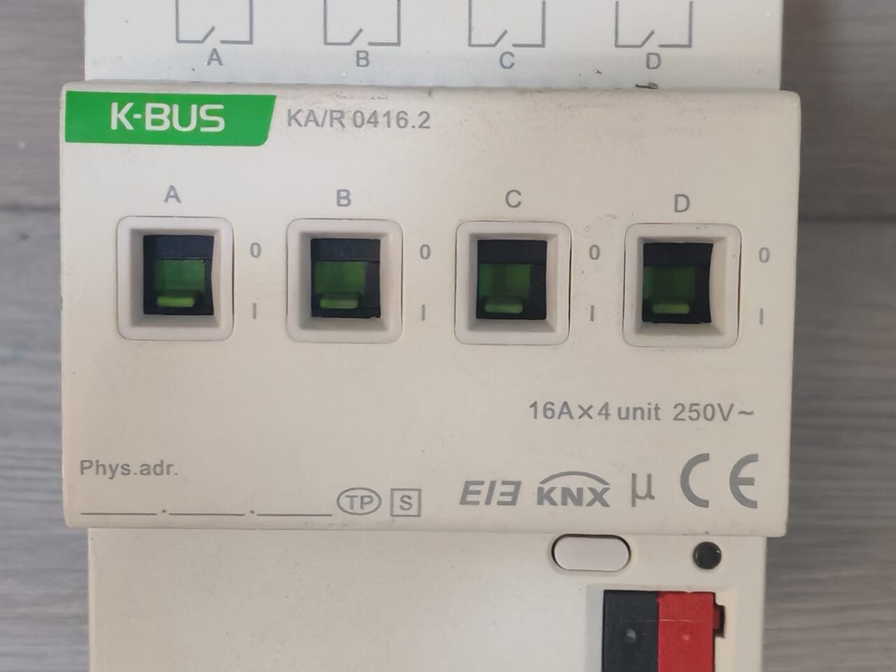 Unbranded KA/R 0416.2 K-BUS KA/R 0416.2 KNX Switch Actuator 2