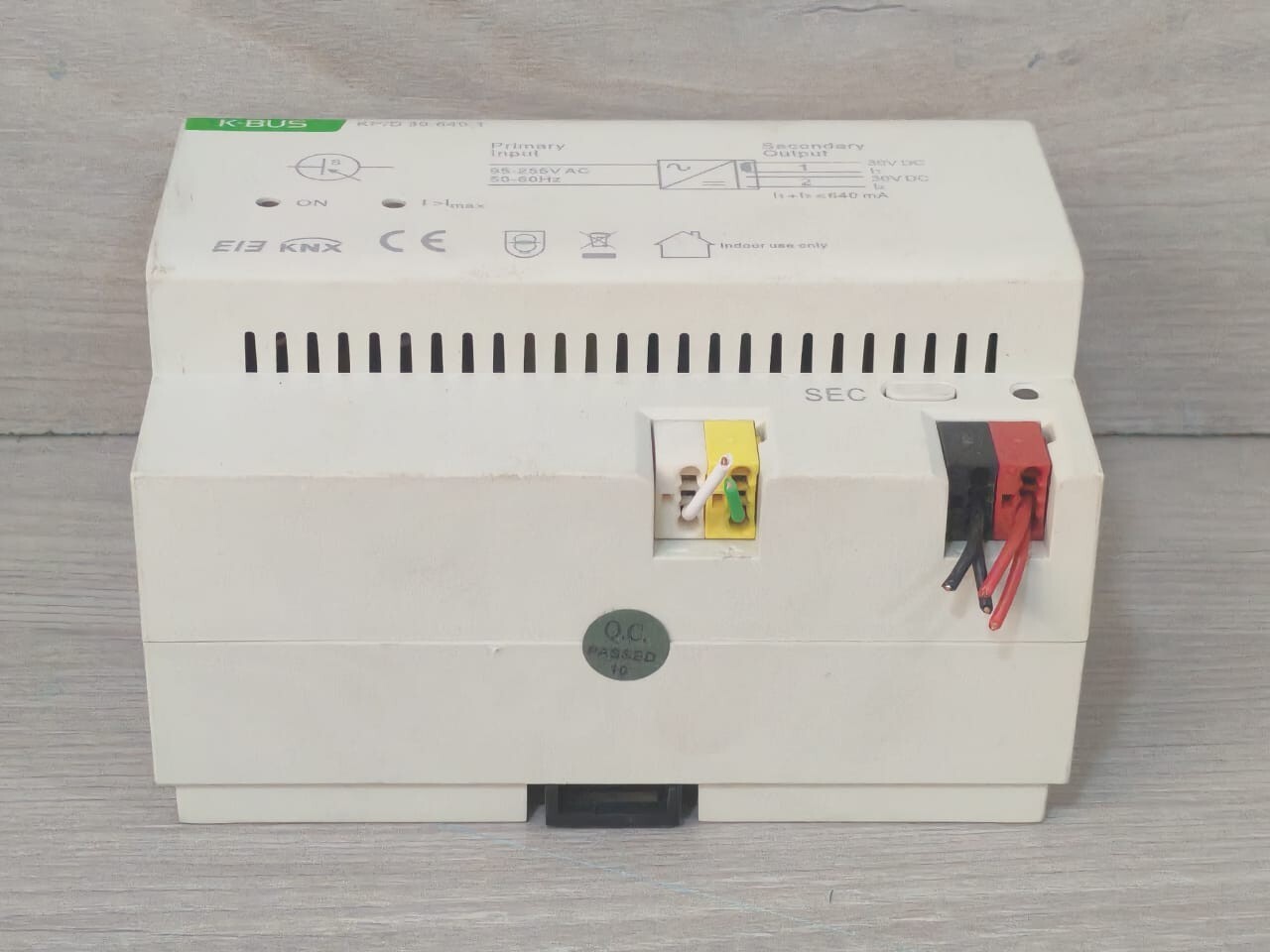 Unbranded KP/D 30.640.1 K-BUS KP/D 30.640.1 KNX Power Supply 6