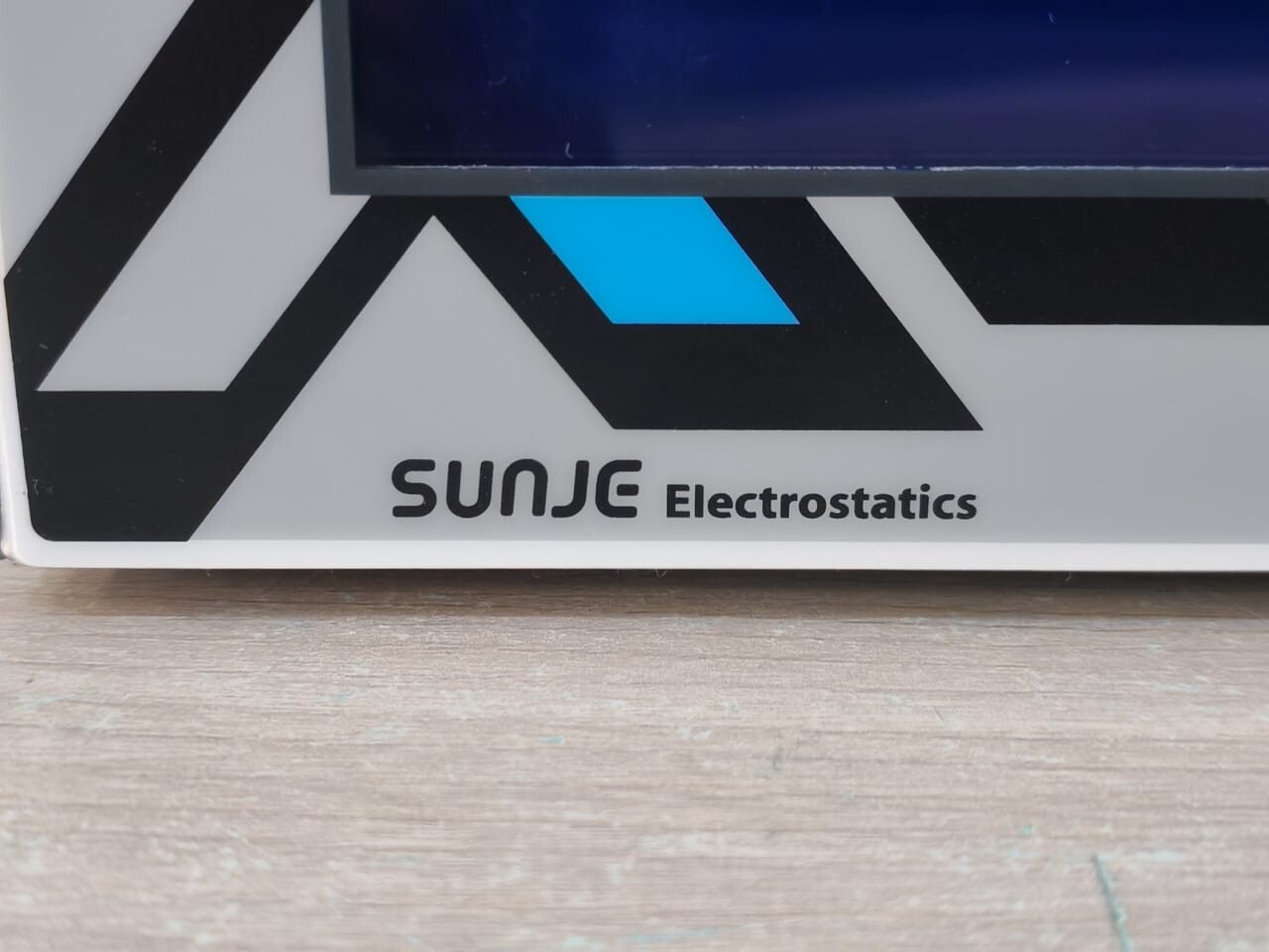 SUNJE ELECTROSTATICS SXN-10B SUNJE ELECTROSTATICS SXN-10B SOFT CONTROLLER AC100-240V 50-60Hz 4