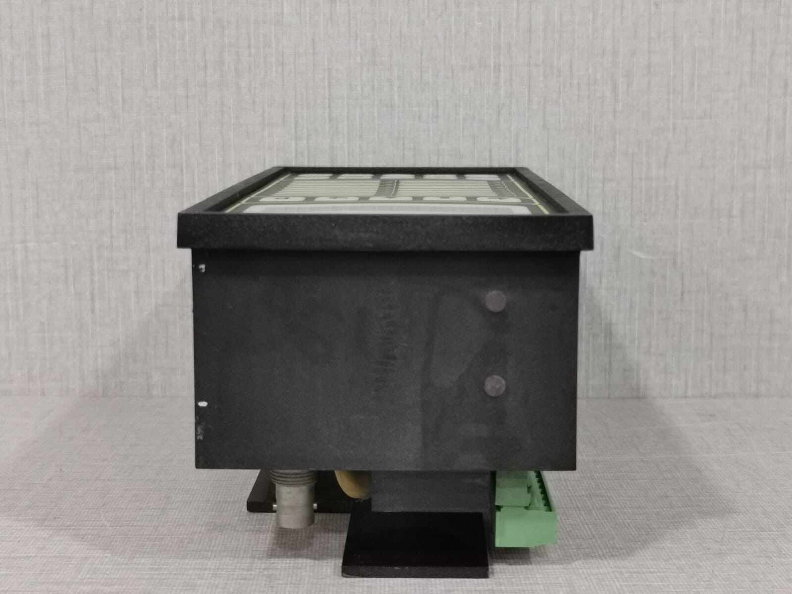 DEIF DELOMATIC-3 DEIF DELOMATIC-3 CONTROL PANEL CP1 24VDC 8