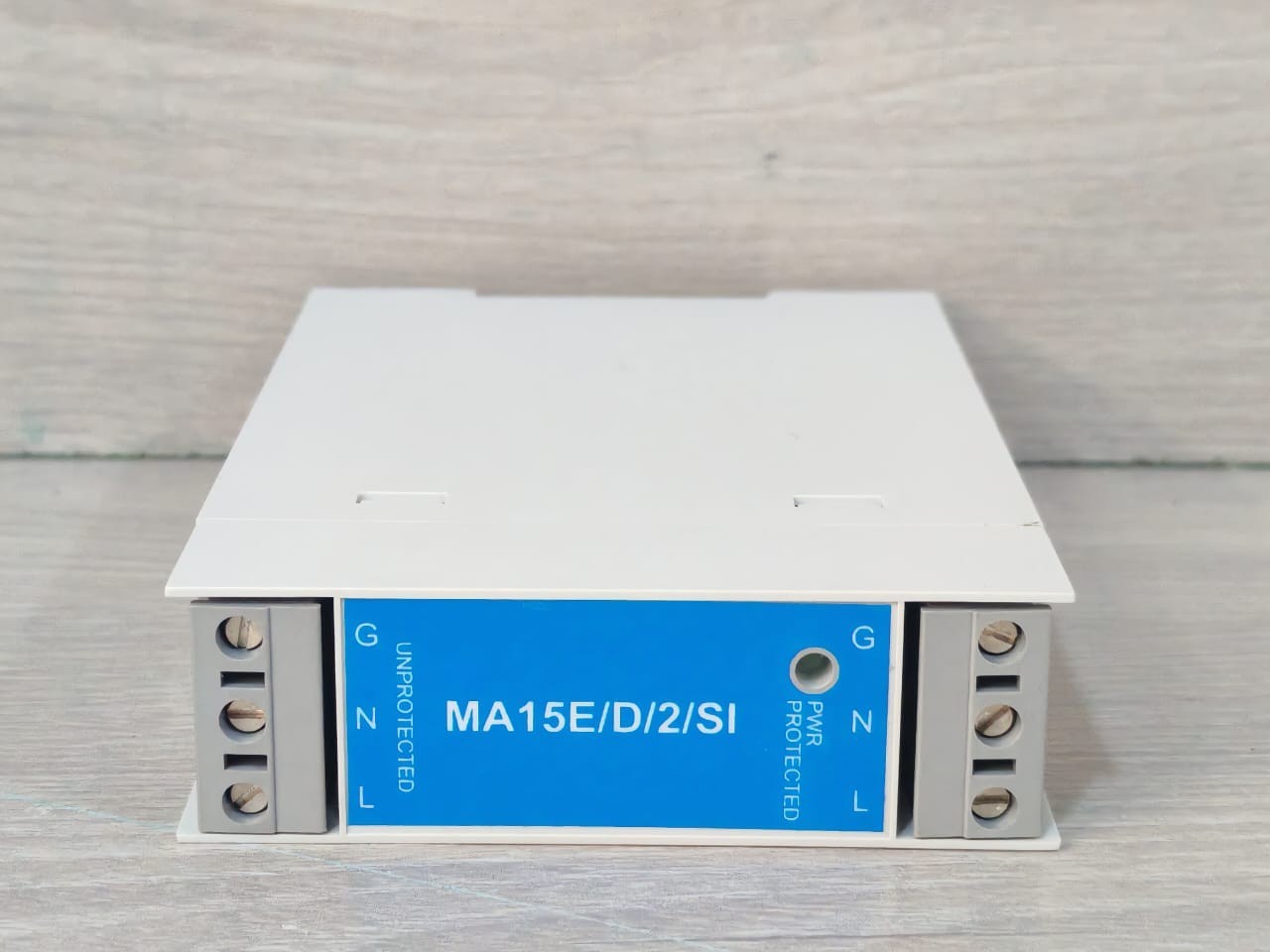 Eaton MA15E/D/2/SI Eaton MA15E/D/2/SI MTL Surge Protection Device 240Vac/dc 2