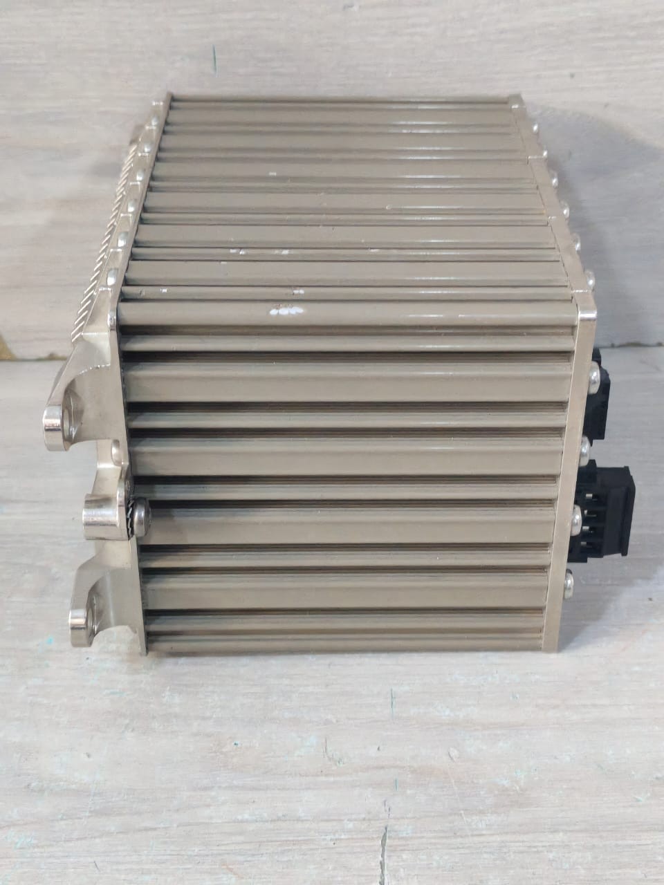 WESTERMO RFI-18-F4G-T4G 3641-3300 WESTERMO RFI-18-F4G-T4G 3641-3300 20-48V INDUSTRIAL ETHERNET SWITCH 9