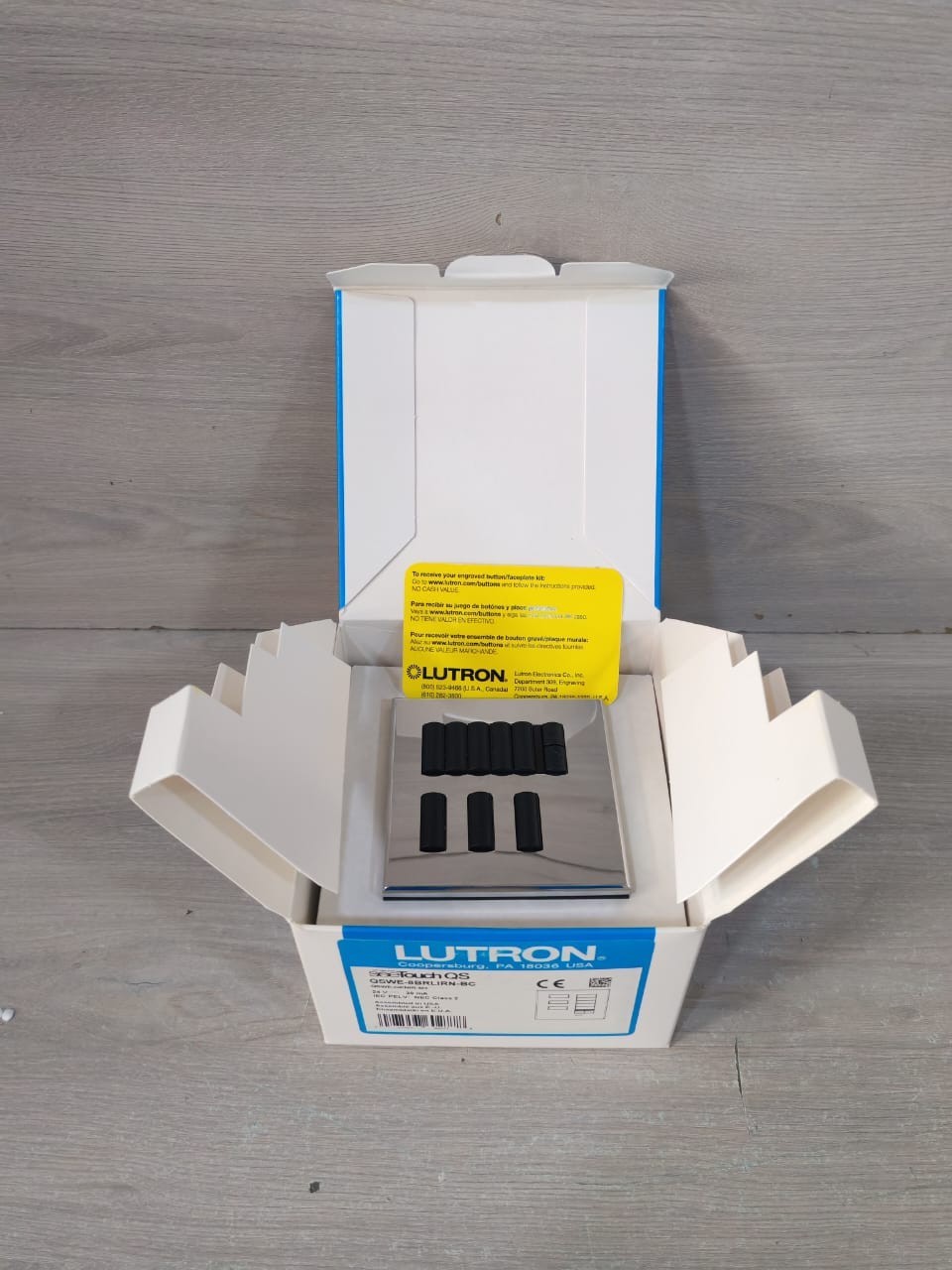 Lutron QSWE-8BRLIRN-BC LUTRON SEETOUCH QS QSWE-8BRLIRN-BC / QSWE-GENIR-M1 8-WALL STATION BUTTONS 24V 2