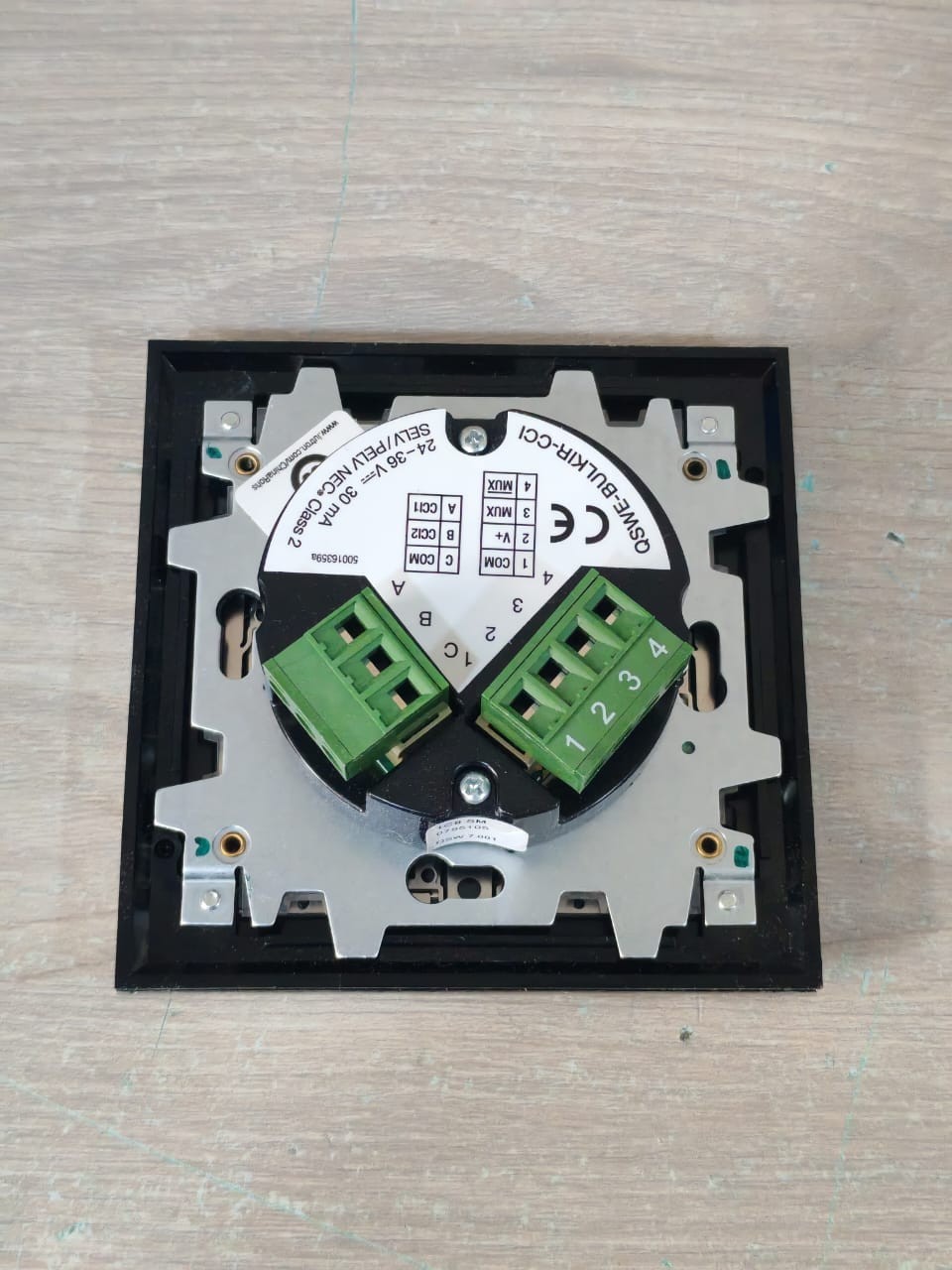 Lutron QSWE-8BRLIRN-SN LUTRON SEETOUCH QS QSWE-8BRLIRN-SN 8-WALL STATION BUTTONS 24V 10